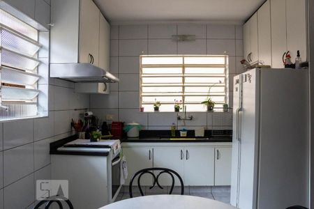 Casa à venda com 200m², 3 quartos e 3 vagasCozinha