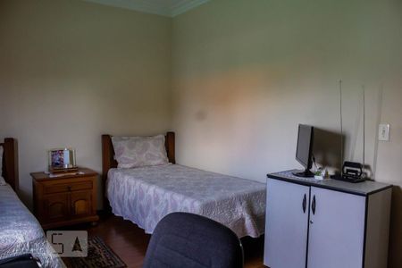 Casa à venda com 200m², 3 quartos e 3 vagasQuarto 1