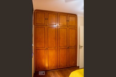 Casa à venda com 200m², 3 quartos e 3 vagasQuarto 2