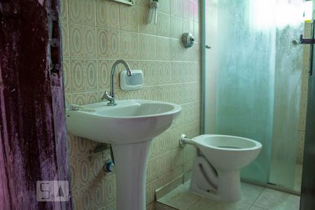 Casa à venda com 130m², 2 quartos e 2 vagasBanheiro Suíte 2