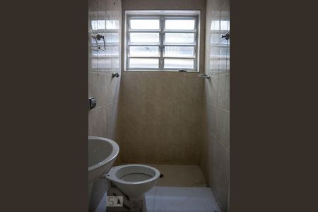 Casa à venda com 130m², 2 quartos e 2 vagasBanheiro