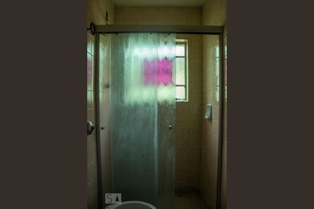 Casa à venda com 130m², 2 quartos e 2 vagasBanheiro Suíte 2