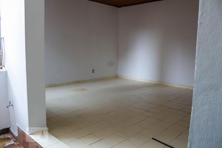 Casa à venda com 130m², 2 quartos e 2 vagasQuarto Extra Reversível
