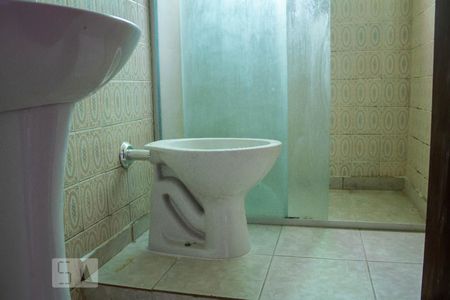 Casa à venda com 130m², 2 quartos e 2 vagasBanheiro Suíte 2