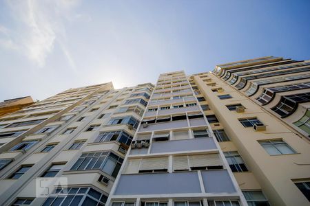Apartamento à venda com 67m², 2 quartos e sem vaga Apartamento à venda com 67m², 2 quartos e sem vagaFachada