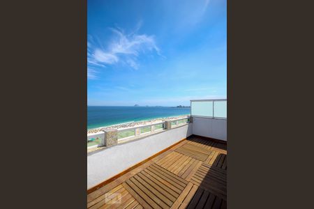 Apartamento à venda com 67m², 2 quartos e sem vaga Apartamento à venda com 67m², 2 quartos e sem vagaÁrea comum - Churrasqueira