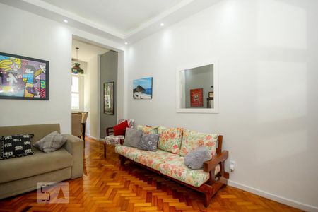 Apartamento à venda com 67m², 2 quartos e sem vaga Apartamento à venda com 67m², 2 quartos e sem vagaSala