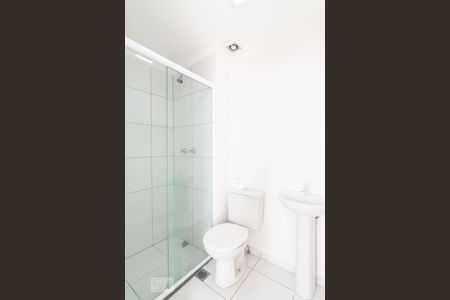 Banheiro de apartamento para alugar com 2 quartos, 59m² em Parque João Ramalho, Santo André