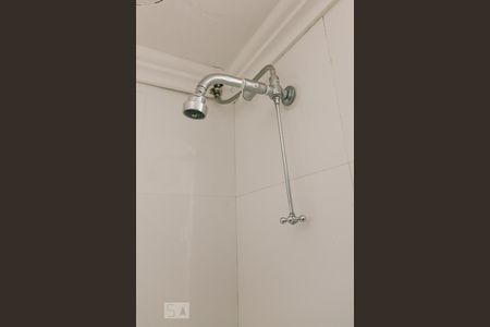 Apartamento à venda com 90m², 3 quartos e sem vagaChuveiro