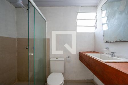 Casa para alugar com 230m², 4 quartos e 2 vagasBanheiro