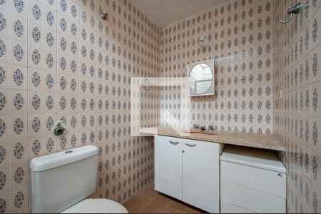 Casa para alugar com 230m², 4 quartos e 2 vagasBanheiro