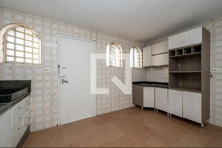 Casa para alugar com 230m², 4 quartos e 2 vagasCozinha