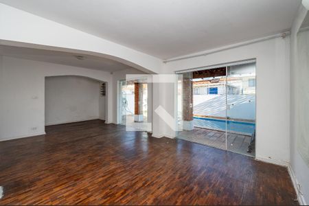 Sala de casa para alugar com 4 quartos, 230m² em Parque Jabaquara, São Paulo