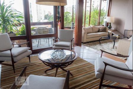 Casa para alugar com 300m², 3 quartos e 2 vagasSala 1