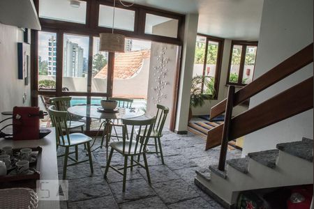 Casa para alugar com 300m², 3 quartos e 2 vagasSala 4