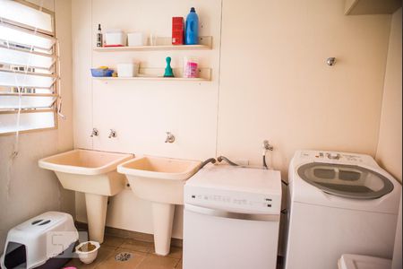 Casa para alugar com 300m², 3 quartos e 2 vagasÁrea de Serviço