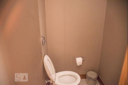 Casa para alugar com 300m², 3 quartos e 2 vagasLavabo