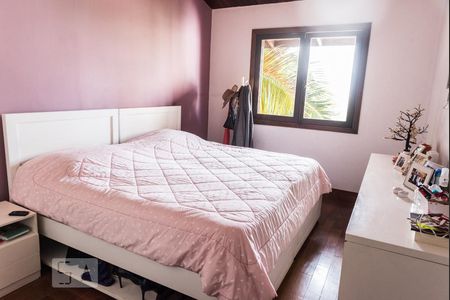 Casa para alugar com 300m², 3 quartos e 2 vagasQuarto 1