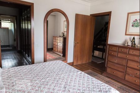 Casa para alugar com 300m², 3 quartos e 2 vagasSuite