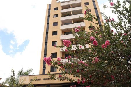 Apartamento para alugar com 60m², 2 quartos e 1 vagaFachada