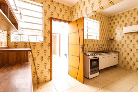 Casa à venda com 200m², 3 quartos e 2 vagas Casa à venda com 200m², 3 quartos e 2 vagasCozinha