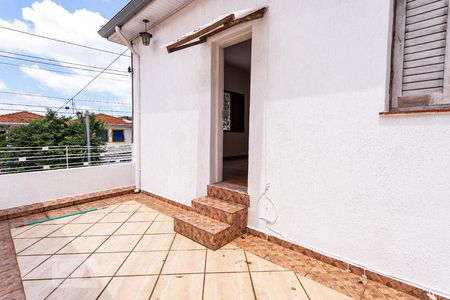 Casa à venda com 200m², 3 quartos e 2 vagas Casa à venda com 200m², 3 quartos e 2 vagasVaranda Quarto 3