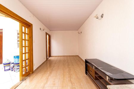 Casa à venda com 200m², 3 quartos e 2 vagas Casa à venda com 200m², 3 quartos e 2 vagasVaranda Entrada