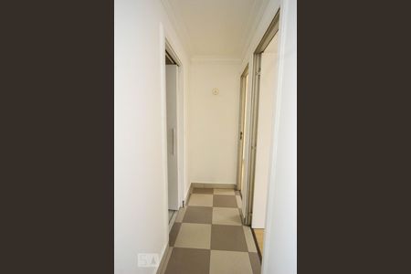 Corredor de apartamento para alugar com 2 quartos, 78m² em Vila Andrade, São Paulo