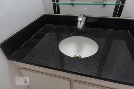 Apartamento para alugar com 170m², 5 quartos e 2 vagas Apartamento para alugar com 170m², 5 quartos e 2 vagasBanheiro da suíte