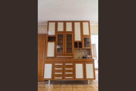 Apartamento para alugar com 170m², 5 quartos e 2 vagas