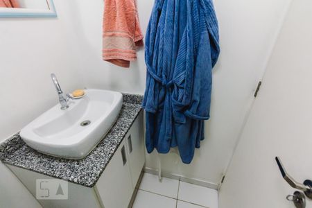Apartamento à venda com 65m², 3 quartos e 1 vagaBanheiro da Suíte 1