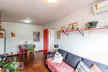 Sala de apartamento à venda com 2 quartos, 58m² em Santo Amaro, São Paulo