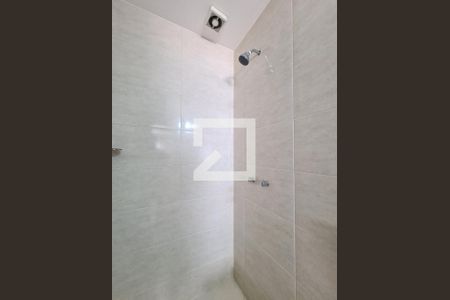 Casa à venda com 136m², 3 quartos e 1 vaga Casa à venda com 136m², 3 quartos e 1 vagaBanheiro da Suíte 1