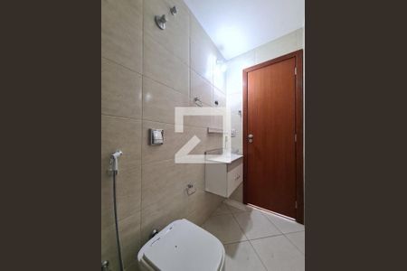 Casa à venda com 136m², 3 quartos e 1 vaga Casa à venda com 136m², 3 quartos e 1 vagaBanheiro da Suíte 1