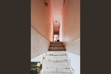 Escada de casa à venda com 3 quartos, 180m² em Vila Palmeiras, São Paulo