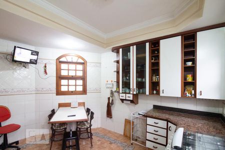 Casa à venda com 359m², 5 quartos e 4 vagasCozinha