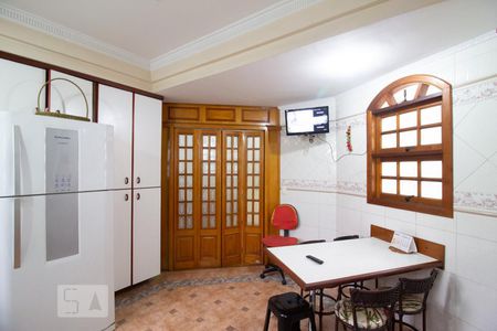 Casa à venda com 359m², 5 quartos e 4 vagasCozinha