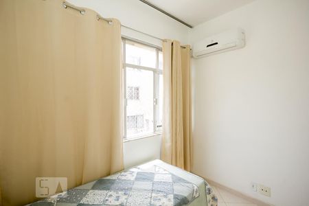 Apartamento à venda com 80m², 3 quartos e 1 vagaQuarto 2