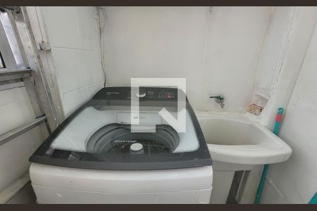 Apartamento para alugar com 86m², 2 quartos e 1 vaga Apartamento para alugar com 86m², 2 quartos e 1 vagaLavanderia