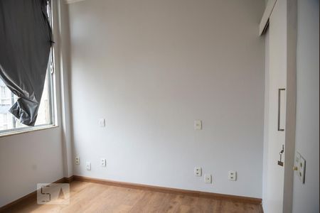 Suíte de kitnet/studio para alugar com 1 quarto, 36m² em Copacabana, Rio de Janeiro