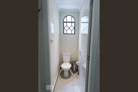 Apartamento para alugar com 80m², 3 quartos e 1 vaga Apartamento para alugar com 80m², 3 quartos e 1 vagaÁrea comum - Banheiro Salão de festas