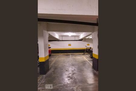 Apartamento para alugar com 80m², 3 quartos e 1 vaga Apartamento para alugar com 80m², 3 quartos e 1 vagaGaragem
