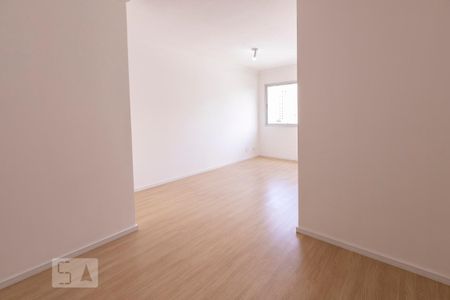 Sala de apartamento para alugar com 3 quartos, 80m² em Moema, São Paulo