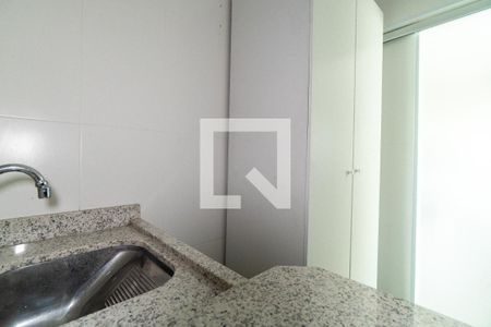 Apartamento à venda com 281m², 3 quartos e 3 vagas Apartamento à venda com 281m², 3 quartos e 3 vagasÁrea de Serviço