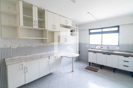 Apartamento à venda com 281m², 3 quartos e 3 vagas Apartamento à venda com 281m², 3 quartos e 3 vagasCozinha