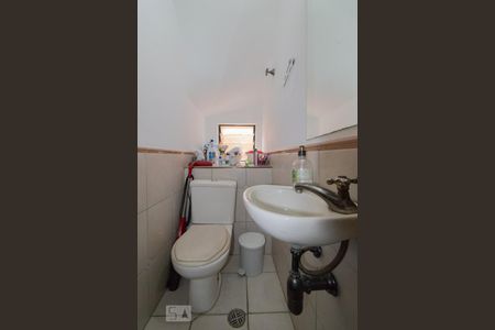 Lavabo de casa à venda com 3 quartos, 110m² em Vila Mariza Mazzei, São Paulo