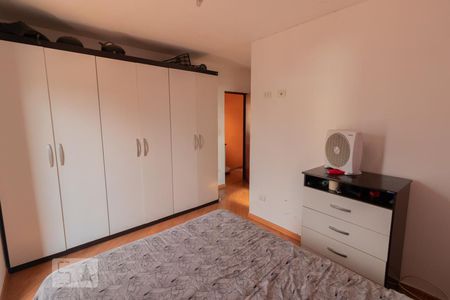 Suíte de casa à venda com 3 quartos, 110m² em Vila Mariza Mazzei, São Paulo