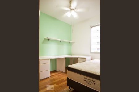 Quarto 2 de apartamento para alugar com 3 quartos, 82m² em Savassi, Belo Horizonte