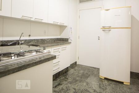 Apartamento para alugar com 82m², 3 quartos e 2 vagasCozinha