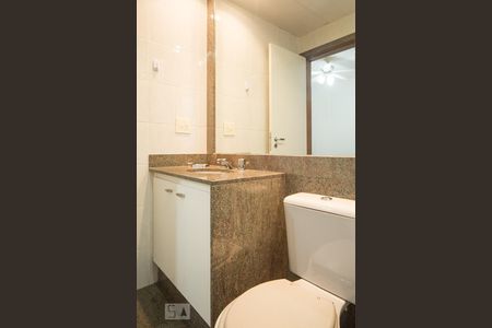 Apartamento para alugar com 82m², 3 quartos e 2 vagasBanheiro do Quarto 3